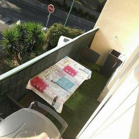 Studio 150M De La Plage La Seyne-sur-Mer Luaran gambar