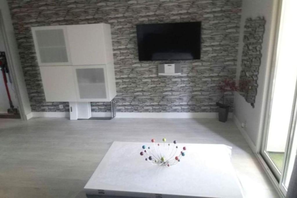 Studio 150M De La Plage La Seyne-sur-Mer Luaran gambar